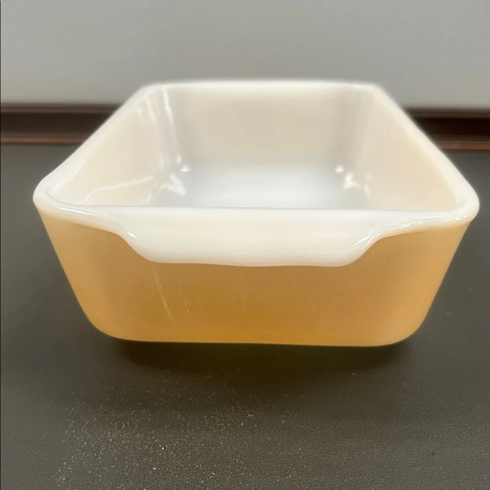 VTG Anchor Hocking Fire King Ovenware 1 Quart Loaf Pan 441 Made in the USA